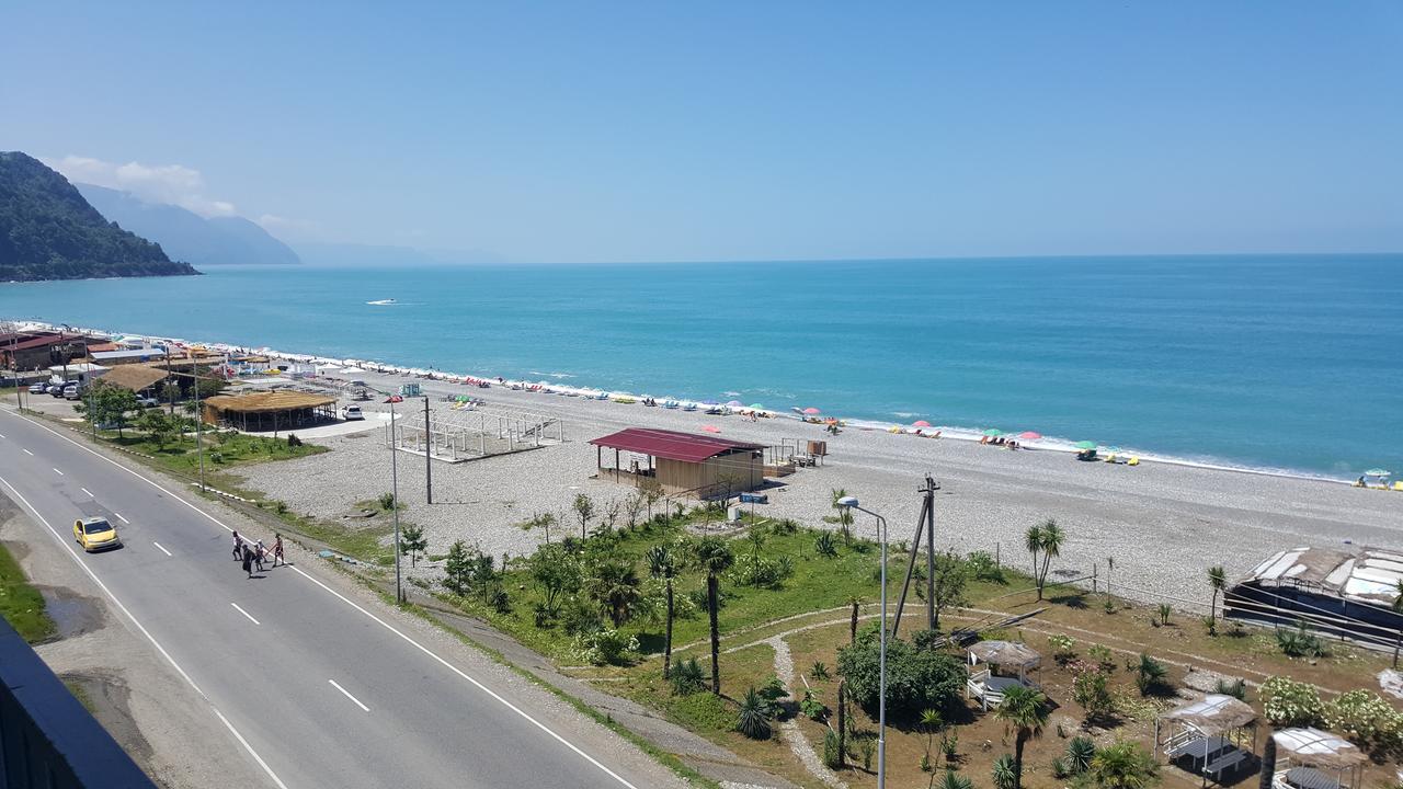 Kvariati Apartment Luaran gambar
